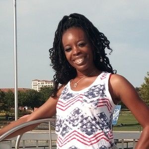 Meet your Posher, Kanesha